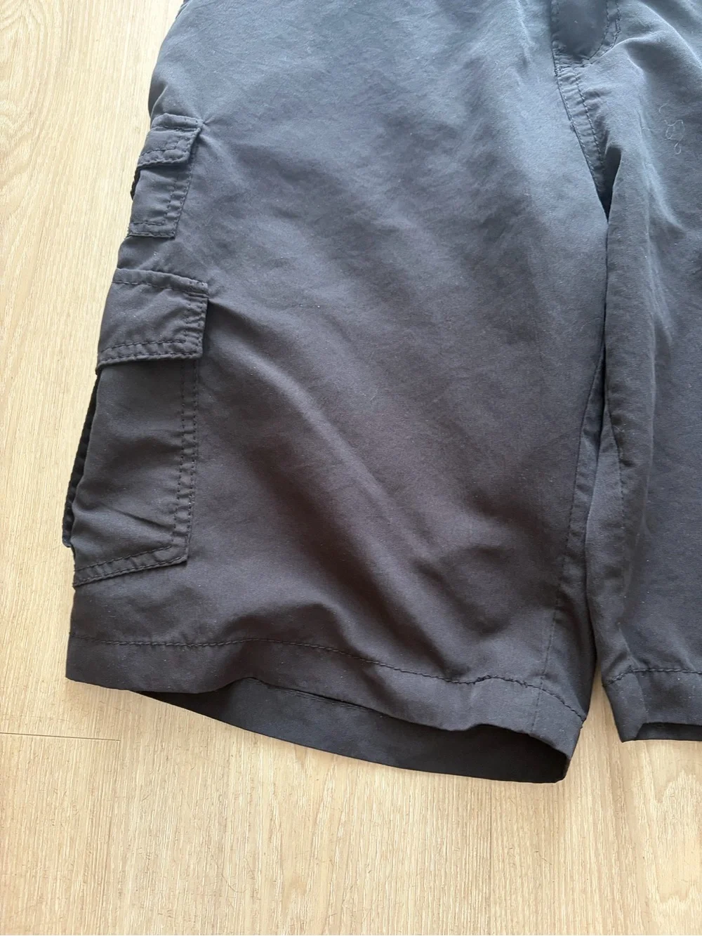 Plugg Black Men's Cargo Shorts with Multiple Pockets